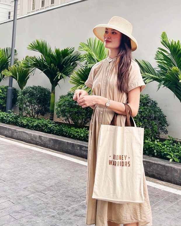 Phong cách bánh bèo phủ sóng street style của dàn sao Việt