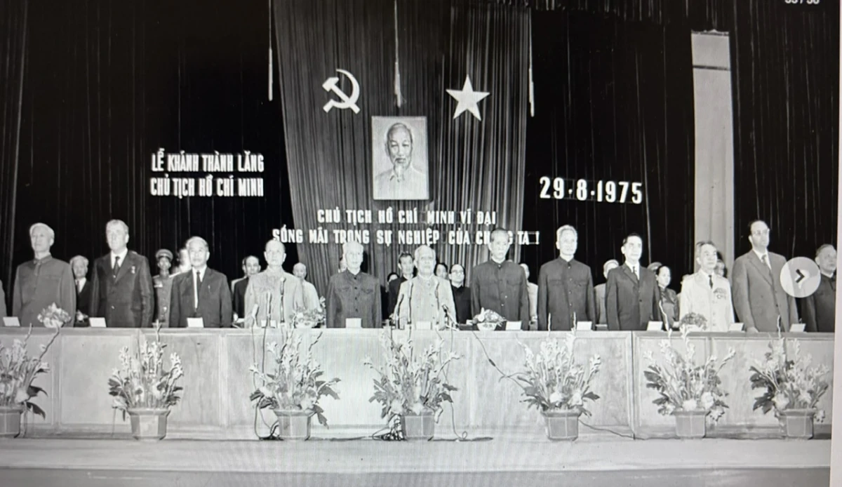 hình ảnh quý về quá trình xây dựng lăng chủ tịch hồ chí minh hình ảnh 9 Hình ảnh quý về quá trình xây dựng Lăng Chủ tịch Hồ Chí Minh