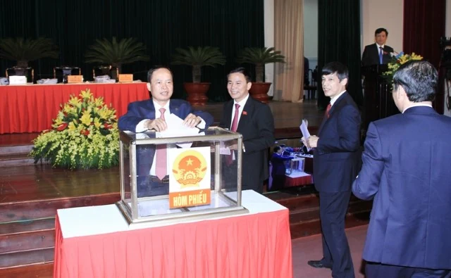 Kỳ họp thứ 7, HĐND tỉnh khoá XVII: Công bố kết quả lấy phiếu tín nhiệm những người giữ chức vụ do HĐND tỉnh bầu