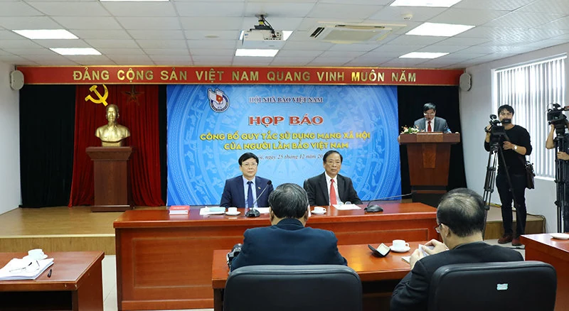Công bố Quy tắc sử dụng Mạng xã hội của người làm báo Việt Nam