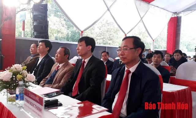 Agribank trao giải cho khách hàng trúng 1 tỷ đồng chương trình Tiết kiệm dự thưởng “Cùng Agribank mừng Quốc khánh – Niềm vui nhân đôi”