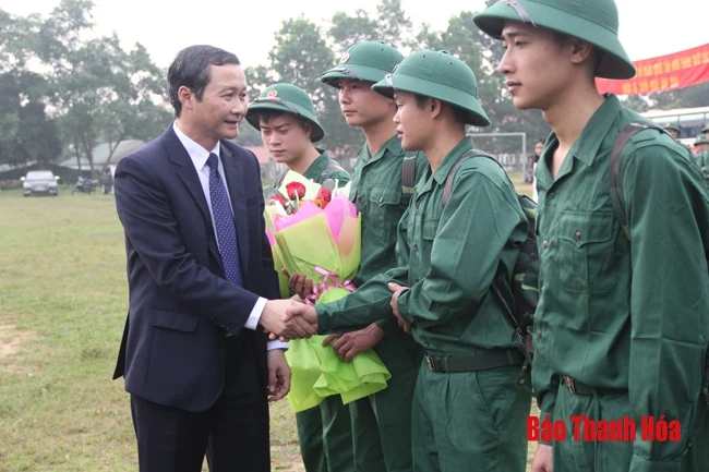 Những hình ảnh ấn tượng trong ngày hội tòng quân tại Thanh Hóa