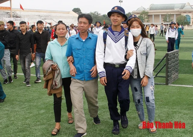 Những hình ảnh ấn tượng trong ngày hội tòng quân tại Thanh Hóa