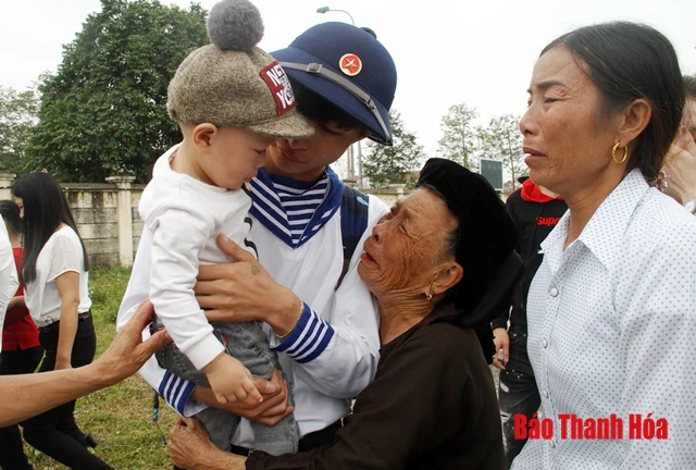 Những hình ảnh ấn tượng trong ngày hội tòng quân tại Thanh Hóa