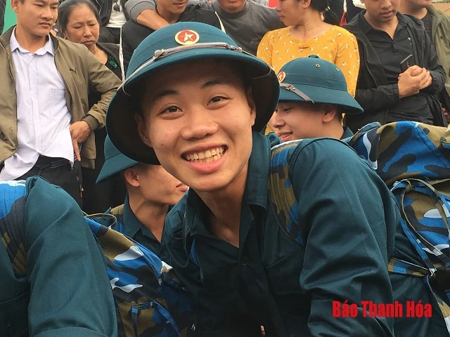 Những hình ảnh ấn tượng trong ngày hội tòng quân tại Thanh Hóa