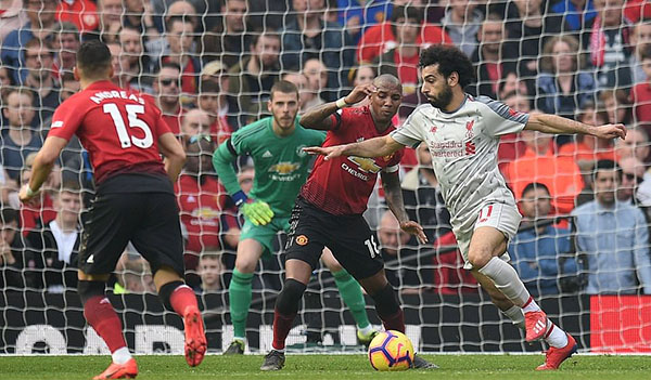 Man Utd hoà Liverpool không bàn thắng