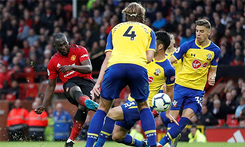 Lukaku đưa Man Utd trở lại top 4 Ngoại hạng Anh