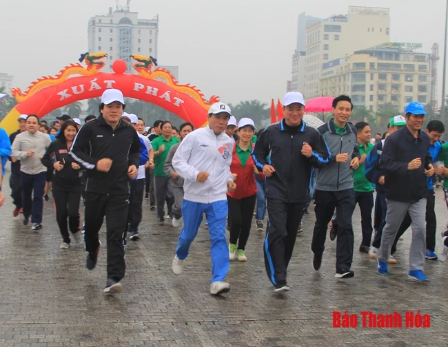 Thanh Hóa: Hơn 7.000 người tham gia Ngày chạy Olympic vì sức khỏe toàn dân