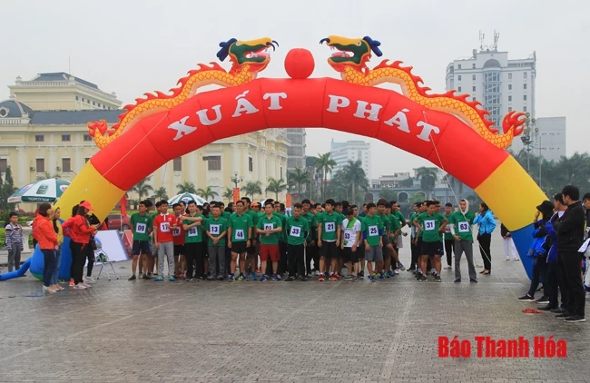 Thanh Hóa: Hơn 7.000 người tham gia Ngày chạy Olympic vì sức khỏe toàn dân