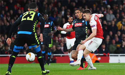 Arsenal hạ Napoli, chiếm lợi thế trước tứ kết lượt về Europa League