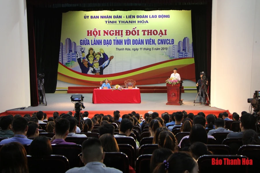 Đối thoại giữa lãnh đạo tỉnh với đoàn viên, công nhân, viên chức, lao động
