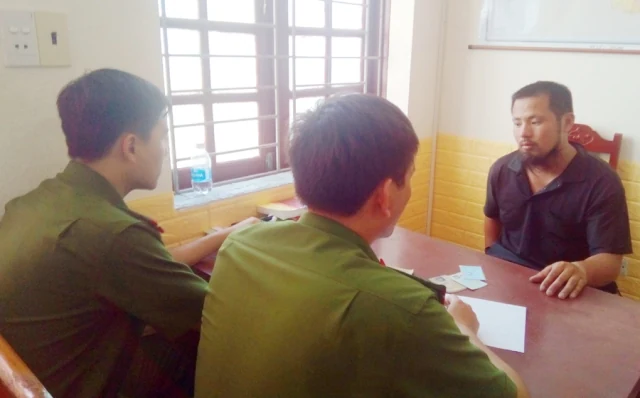 Con trai dùng hung khí sát hại bố đẻ: Vì không cho tiền mua ô tô