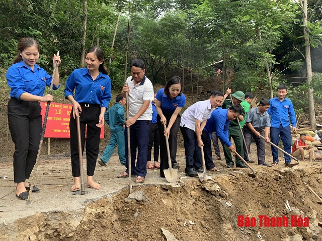 Đoàn thanh niên Ban Tổ chức Trung ương Đảng khởi công xây dựng nhà “Khăn quàng đỏ” cho học sinh có hoàn cảnh khó khăn