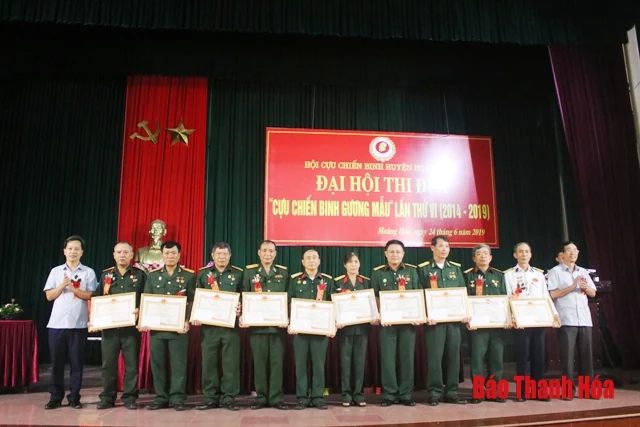 Đại hội thi đua “CCB gương mẫu” huyện Hoằng Hóa lần thứ VI