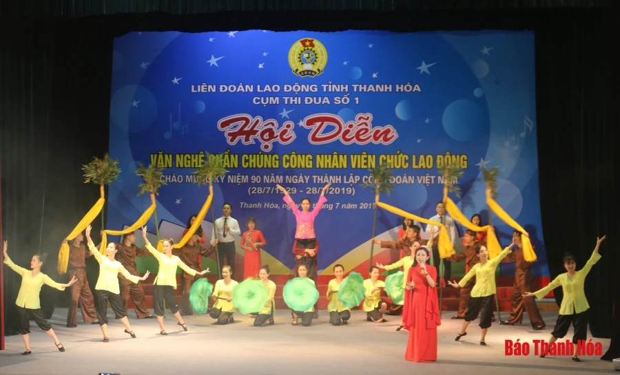 Hội diễn văn nghệ quần chúng công nhân, viên chức, lao động chào mừng 90 năm ngày thành lập công đoàn Việt Nam