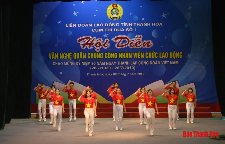 Hội diễn văn nghệ quần chúng công nhân, viên chức, lao động chào mừng 90 năm ngày thành lập công đoàn Việt Nam