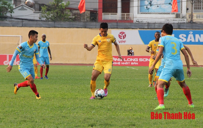 Vòng 14 V.League 2019: Ngược dòng ấn tượng, Thanh Hóa nhấn chìm Sanna Khánh Hòa BVN