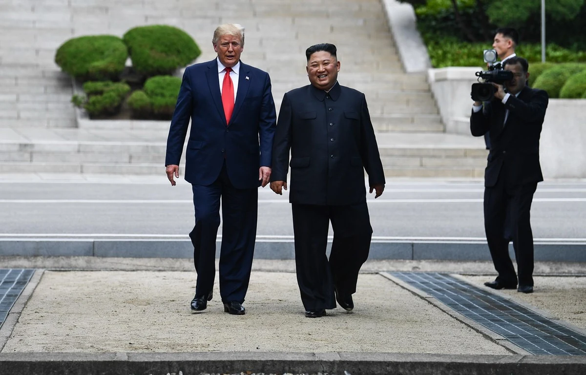 Cuộc gặp Mỹ-Triều tại DMZ: KCNA ca ngợi cuộc gặp lịch sử