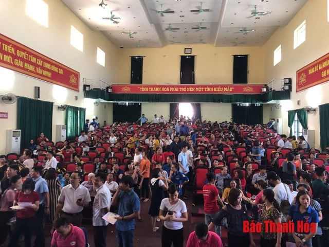 Tiếp nhận 2.278 đơn vị máu tại ngày hội “Giọt hồng xứ Thanh”