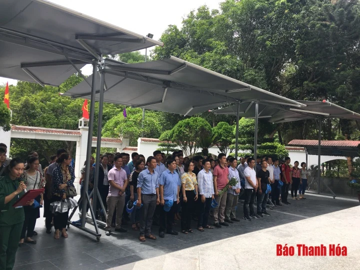 Hành trình về các “địa chỉ đỏ”