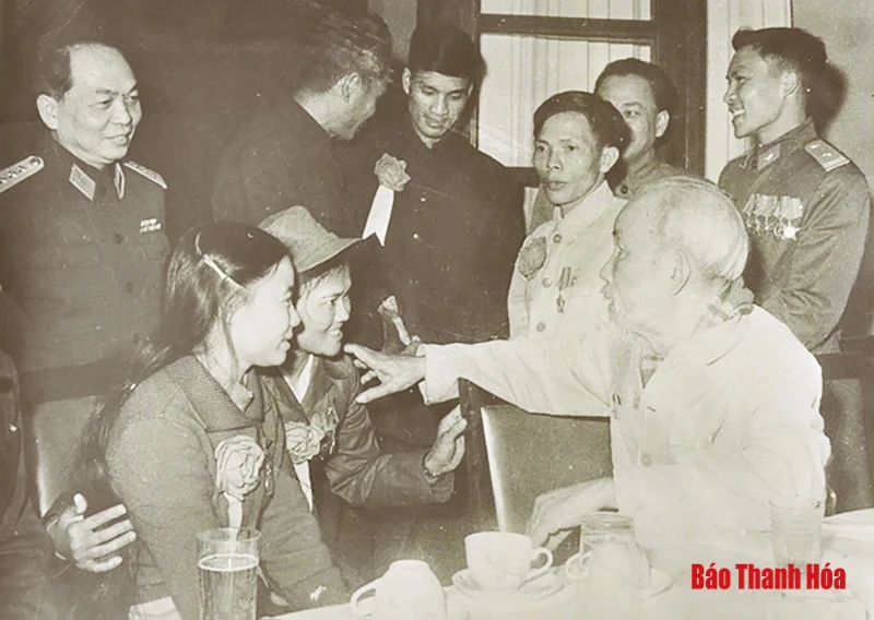 Tư tưởng và tình cảm của Bác Hồ với phụ nữ
