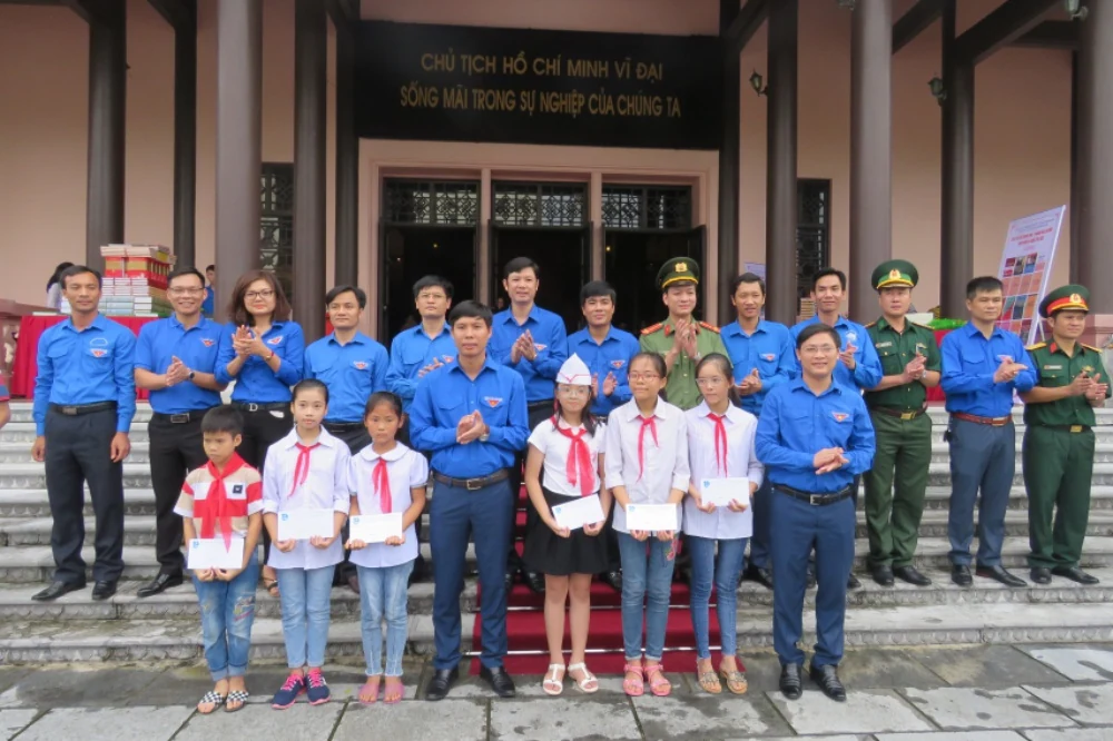 Tuổi trẻ Thanh Hoá nhớ lời Di chúc, theo chân Bác