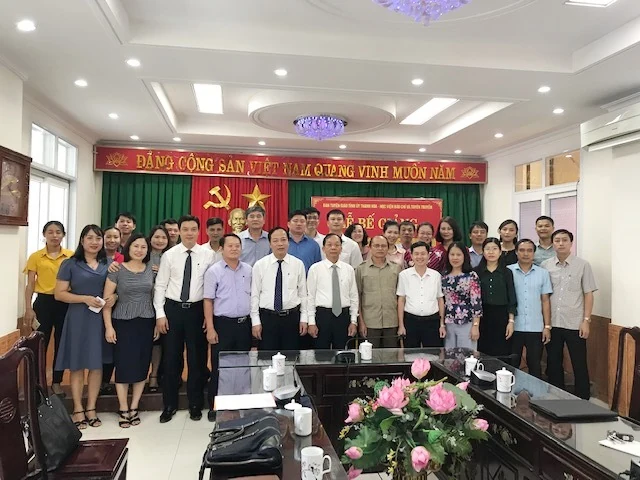 Bế giảng lớp bồi dưỡng chuyên sâu về công tác Tuyên giáo