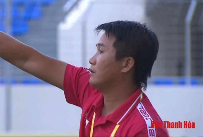 Thất bại cay đắng ở phút chót, Thanh Hóa khó thoát khỏi nhóm cầm đèn đỏ