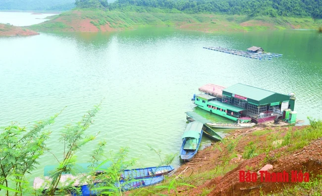 Một vùng non nước Nhân Trầm – Cửa Đặt