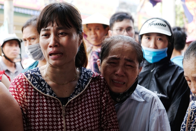 Hàng trăm tiểu thương… trắng tay sau cháy chợ