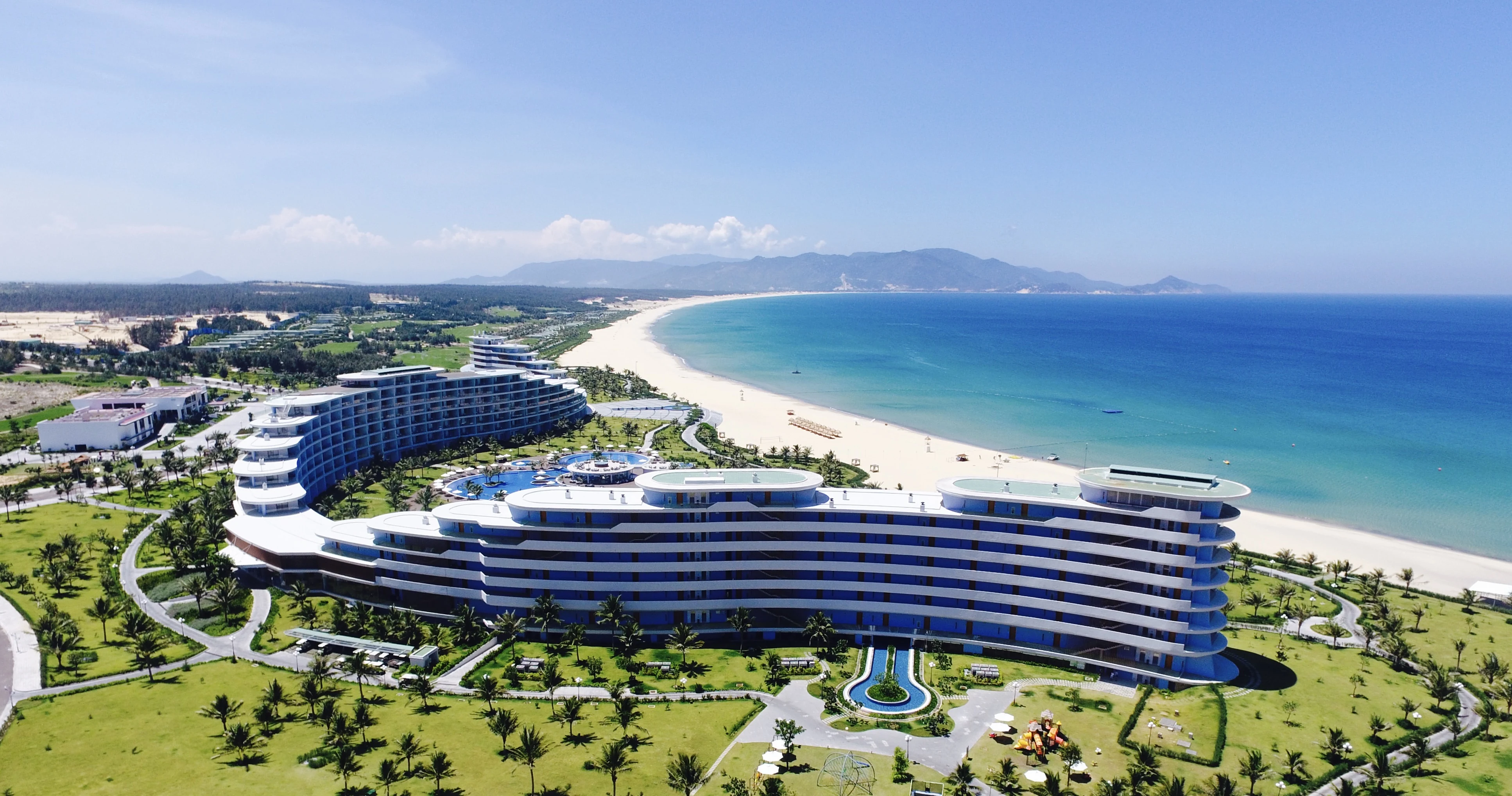 Hệ thống nghỉ dưỡng của Tập đoàn FLC giành cú đúp tại World Travel Awards 2019