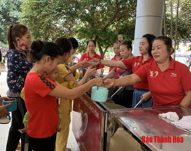 Lan tỏa các hoạt động nhân đạo, từ thiện