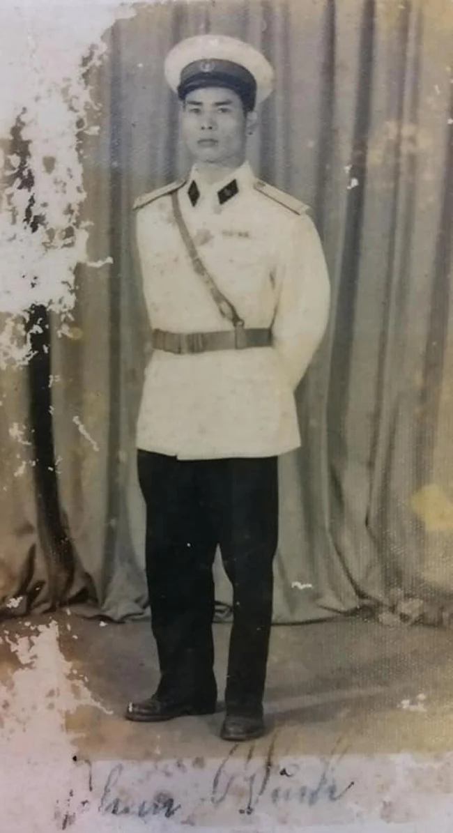 C235 – huyền thoại con tàu “ma”