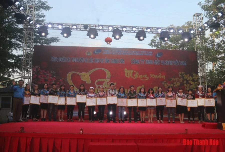Gần 10.000 công nhân lao động tham dự chương trình “Tết sum vầy 2020”