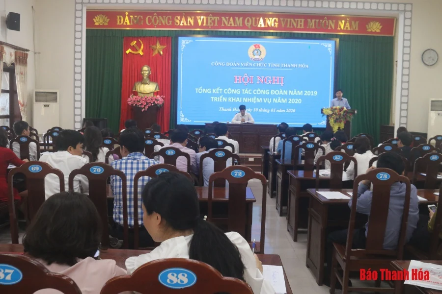 Đẩy mạnh các phong trào thi đua trong cán bộ, công chức, viên chức và đoàn viên công đoàn