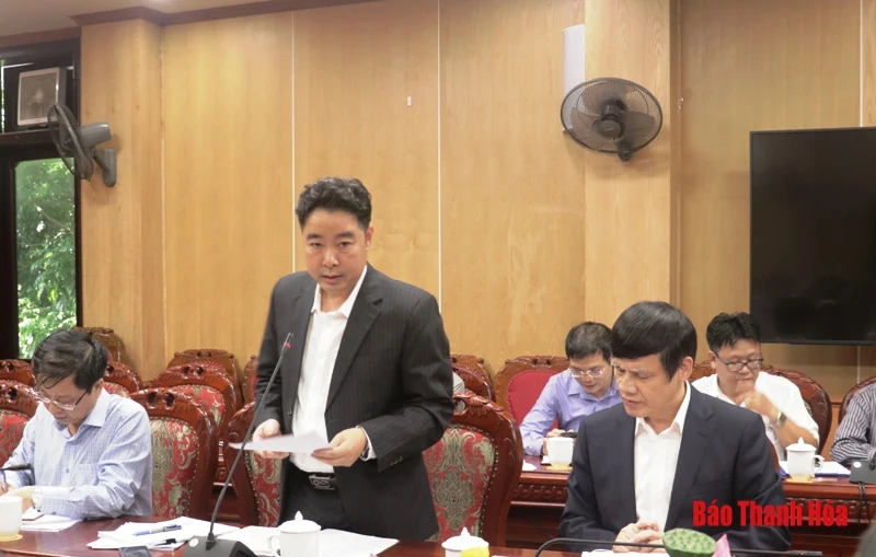 Chủ tịch UBND tỉnh Nguyễn Đình Xứng làm việc với Đoàn công tác của Ngân hàng thế giới
