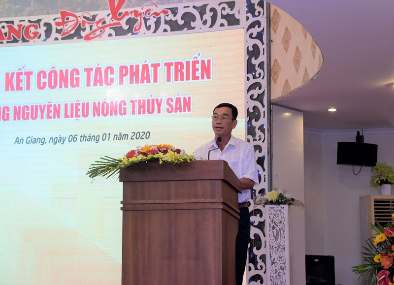 Từ phát triển vùng liên kết nguyên liệu nông - thủy sản đến chiến lược tăng lợi thế cạnh tranh