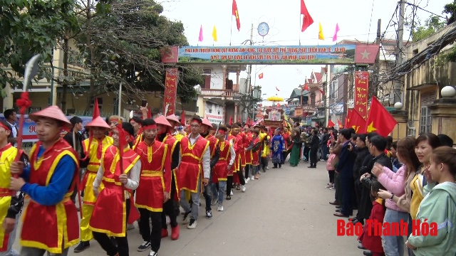 Tưng bừng Lễ hội Quang Trung tại xã đảo Nghi Sơn