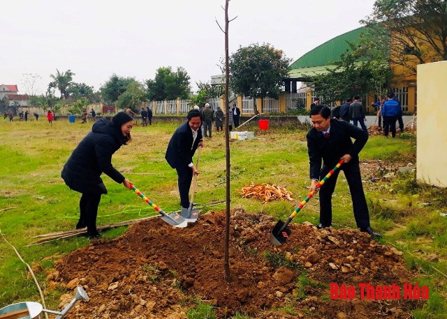 Huyện Vĩnh Lộc tổ chức Tết trồng cây đời đời nhớ ơn Bác Hồ xuân Canh Tý 2020