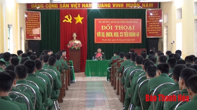 Đối thoại dân chủ với cán bộ, chiến sỹ