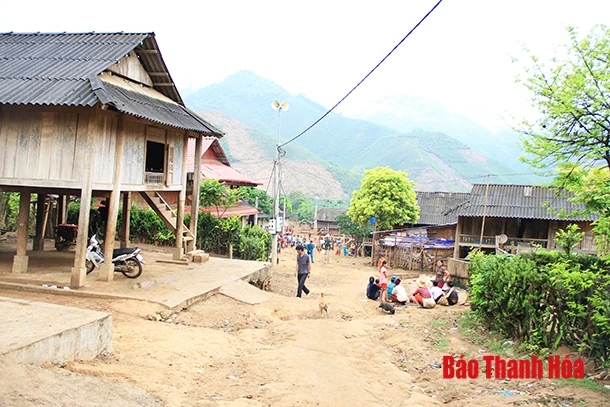 Đồn Biên phòng Cửa khẩu Tén Tằn bám bản, bám địa bàn