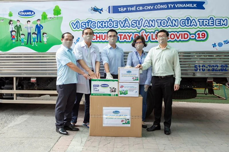 “Triệu bước đi, đẩy lùi cô-vi” – Hoạt động ý nghĩa của CB-CNV Vinamilk