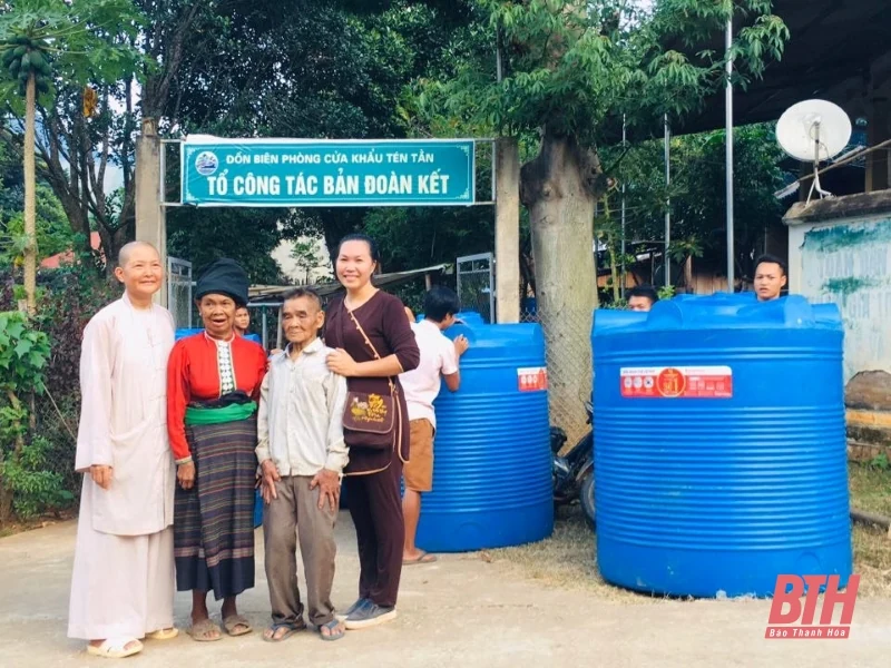Người phụ nữ nặng tình với vùng cao biên giới xứ Thanh