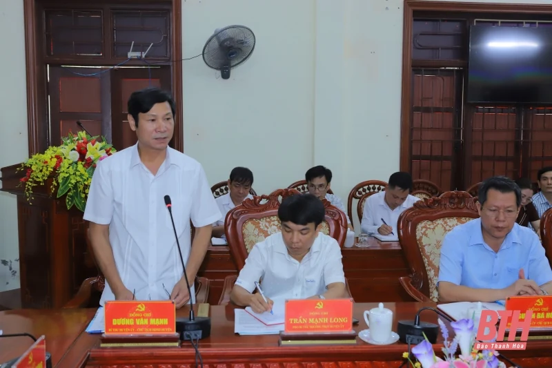 Phó Bí thư Thường trực Tỉnh uỷ Đỗ Trọng Hưng làm việc về công tác chuẩn bị tổ chức Đại hội đại biểu Đảng bộ huyện Như Xuân