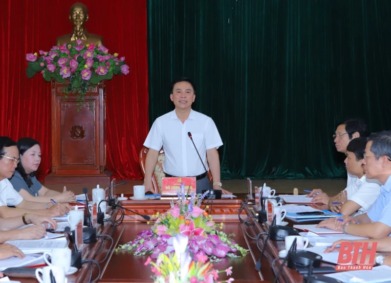 Phó Bí thư Thường trực Tỉnh uỷ Đỗ Trọng Hưng làm việc về công tác chuẩn bị tổ chức Đại hội đại biểu Đảng bộ huyện Như Xuân