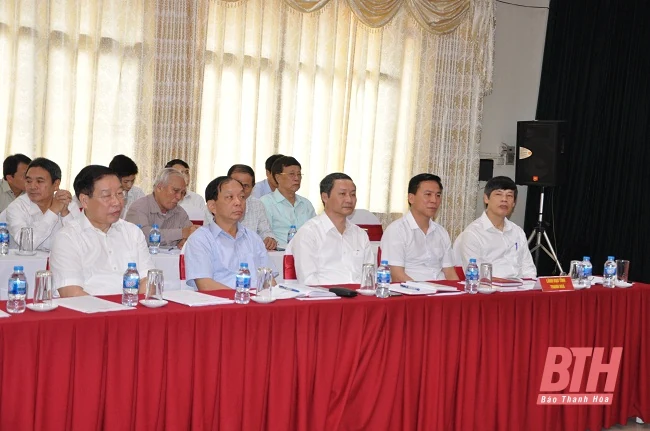 Góp ý kiến vào Dự thảo Báo cáo chính trị trình Đại hội đại biểu Đảng bộ tỉnh Thanh Hóa lần thứ XIX