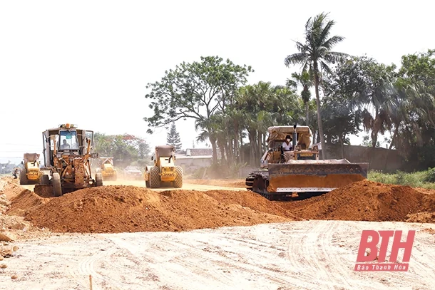 Trên công trường thi công các dự án trọng điểm
