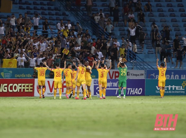 Vòng 6 LS V.League 2020: Hạ Viettel ngay tại sân Hàng Đẫy, Thanh Hóa hồi sinh đầy ấn tượng