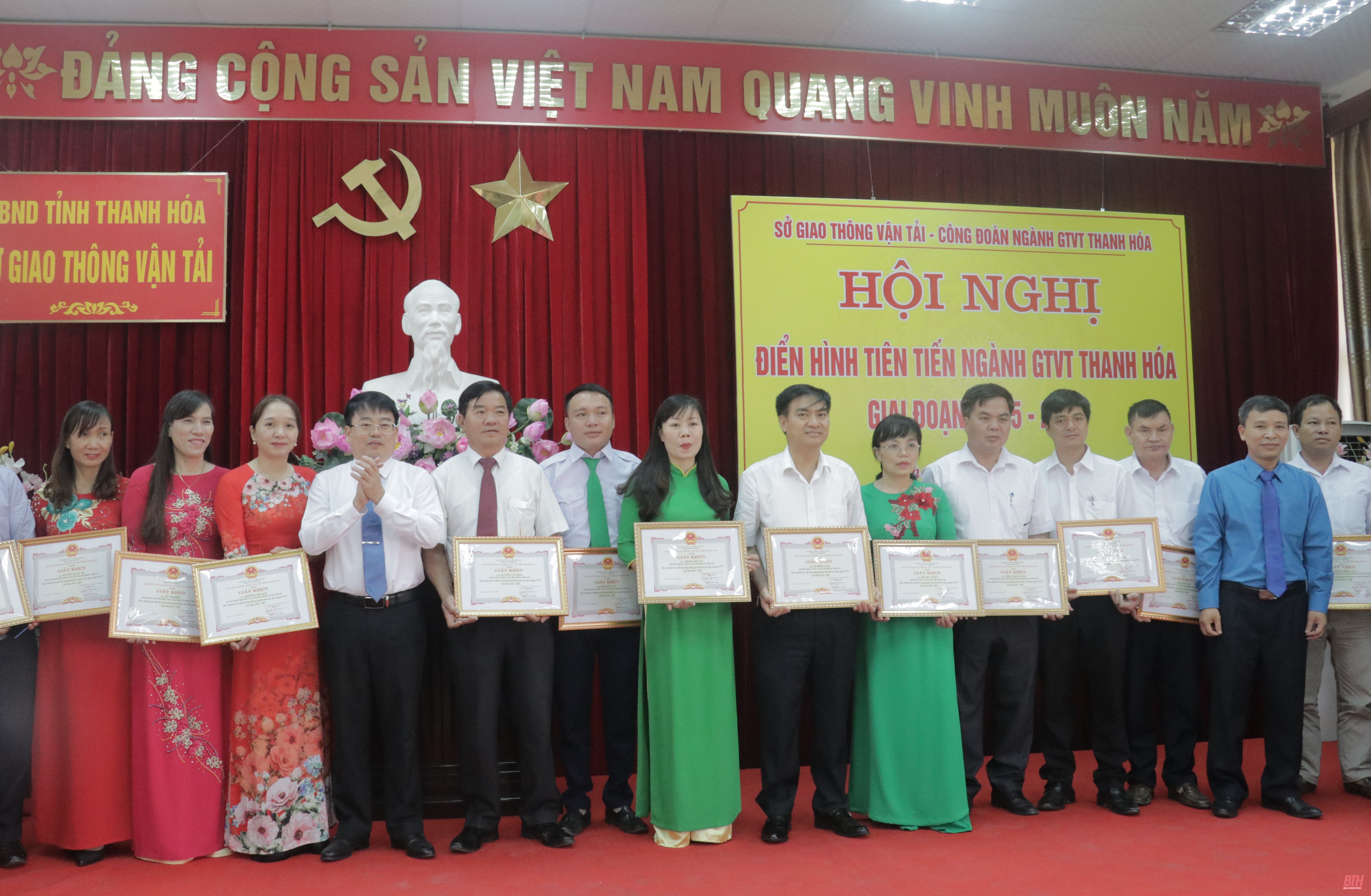 Ngành Giao thông vận tải Thanh Hóa biểu dương các điển hình tiên tiến