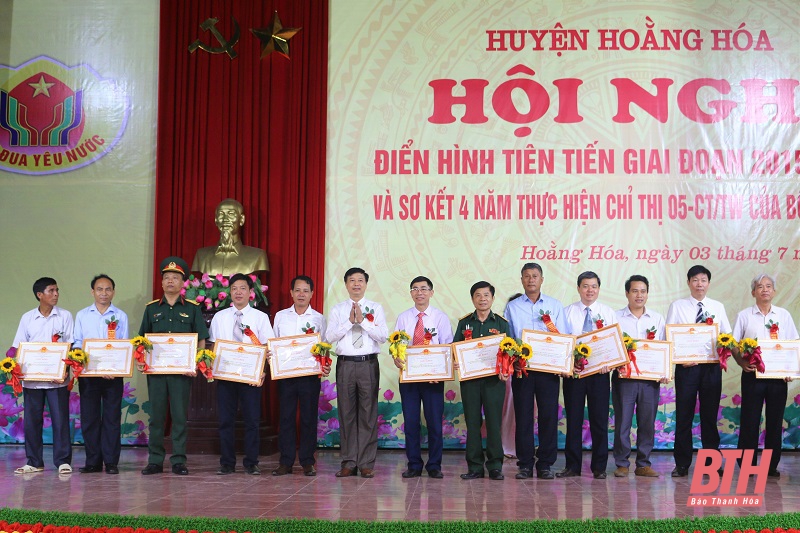 Huyện Hoằng Hóa biểu dương điển hình tiên tiến giai đoạn 2015-2020